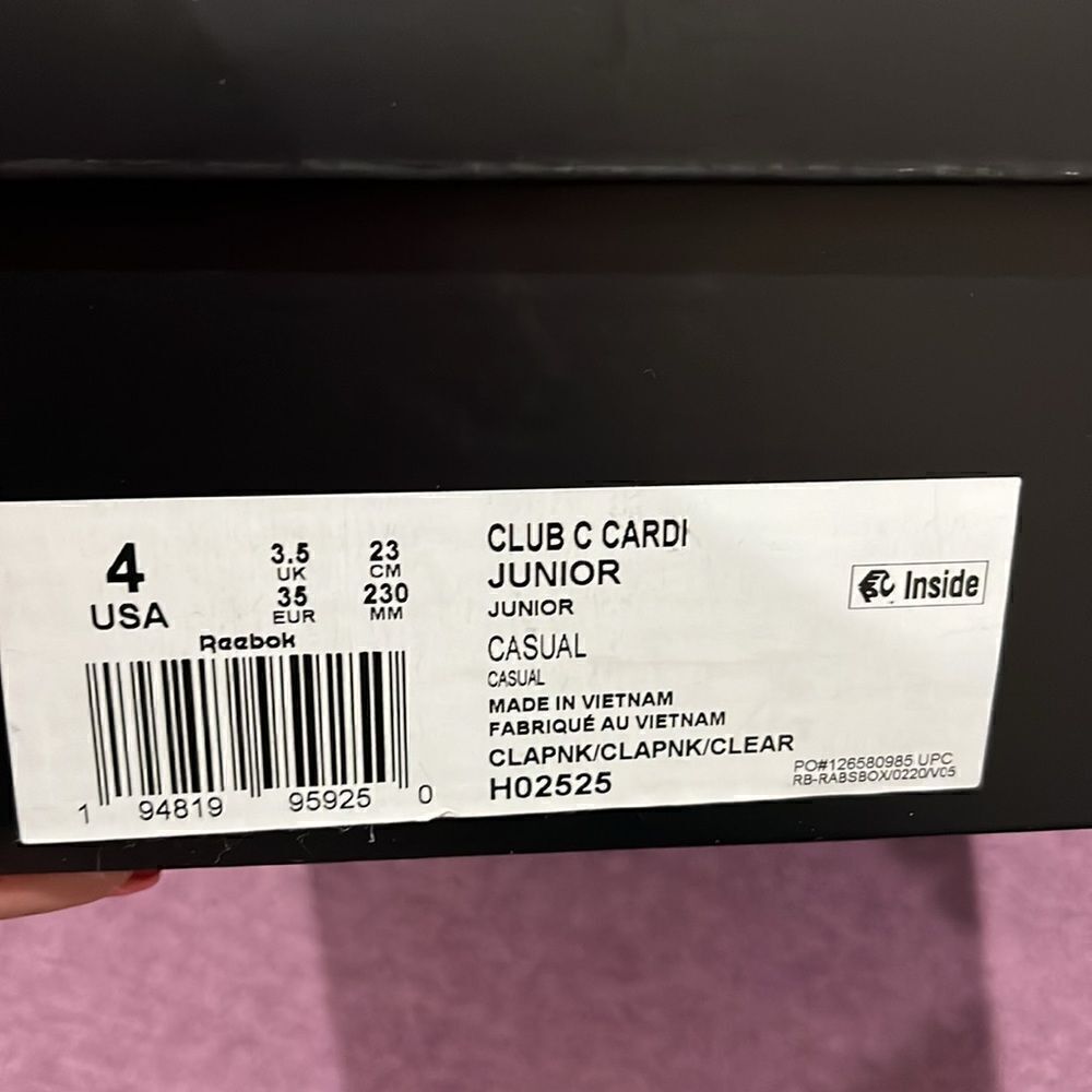 Cardi b Reebok - Picture 5 of 9